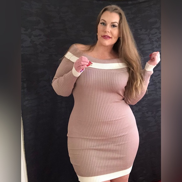 NWT Mauve and White Fashion Dress Large - Picture 1 of 6